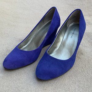 Bandolino Transpose Blue Suede Wedges Sz 7.5